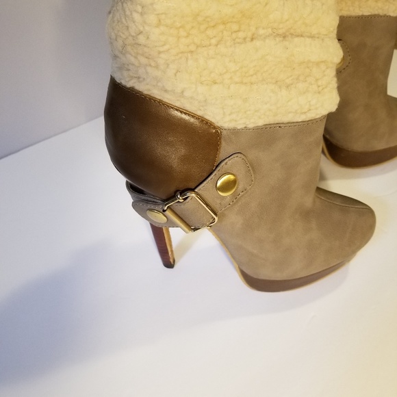 Sherpa Two toned Stilettos boots - Picture 2 of 8